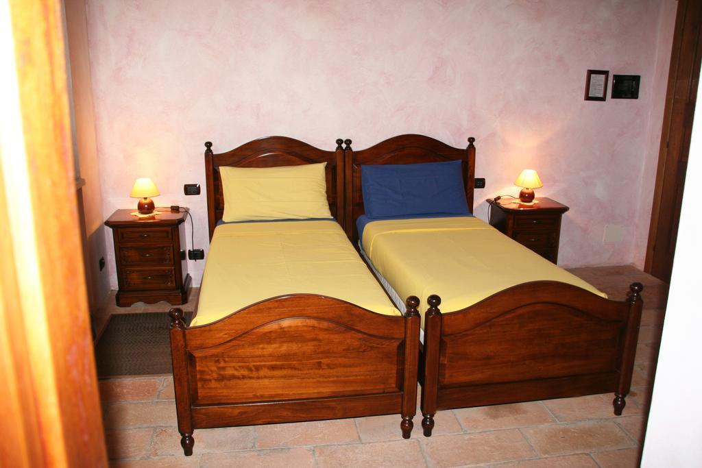 Agriturismo Cascina La Palazzina Bed & Breakfast Albairate Bilik gambar