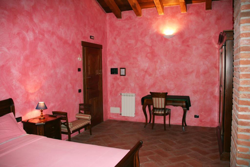 Agriturismo Cascina La Palazzina Bed & Breakfast Albairate Bilik gambar